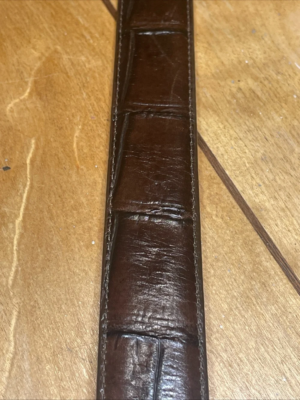 Onyx by Brighton Men’s Brown Leather Croc Embossed Belt with Gold-Tone Buckle 38